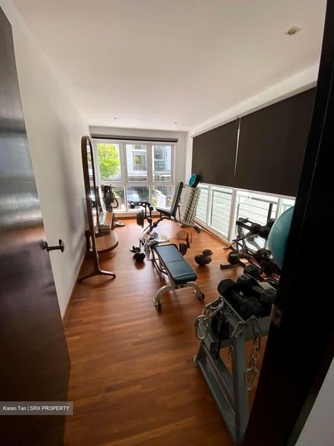 Duchess Avenue (D10), Semi-Detached #537519401